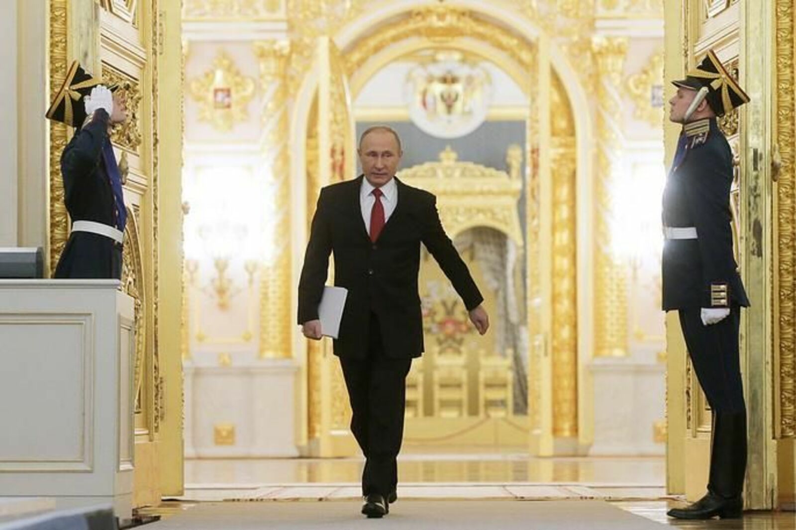 Путин В Кремле Фото