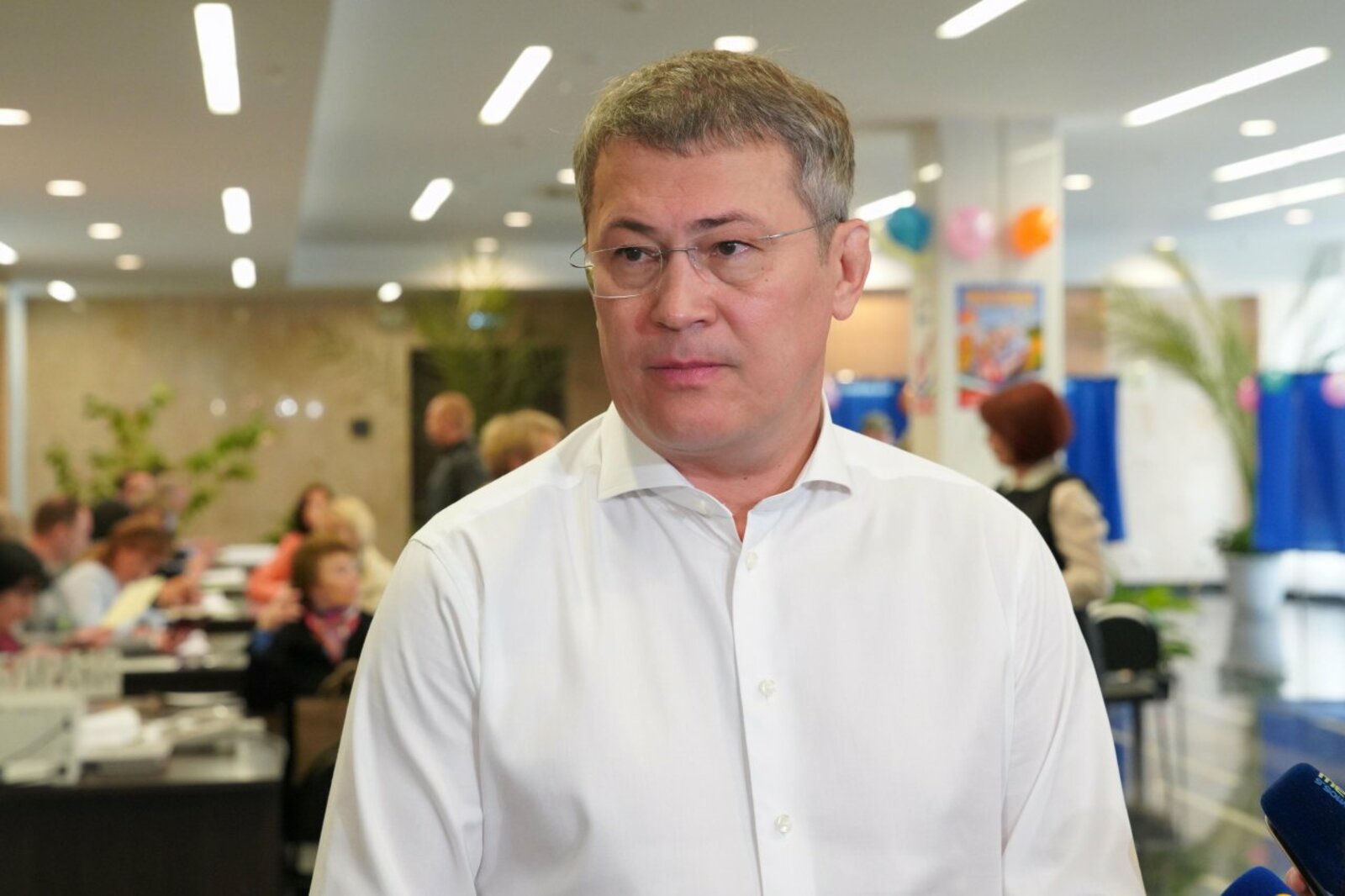 Олег Яровиков