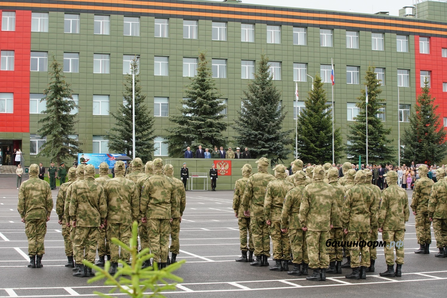 Олег Яровиков