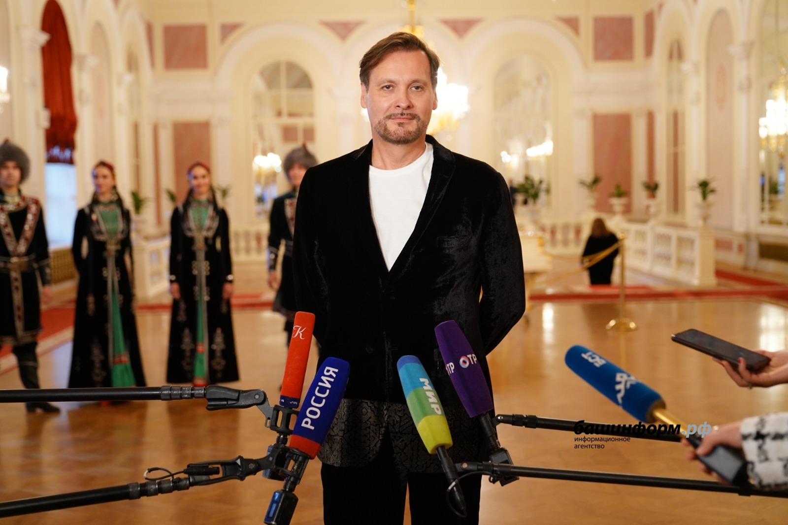 Олег Яровиков