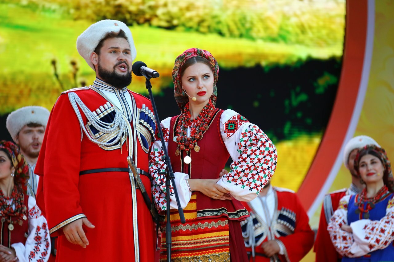 Проект кубанский казачий хор