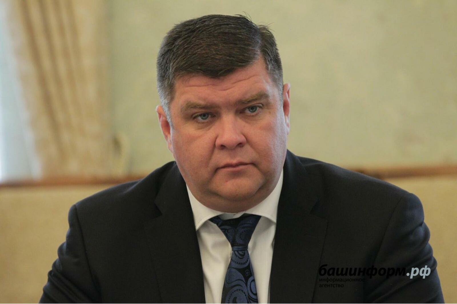 Олег Яровиков