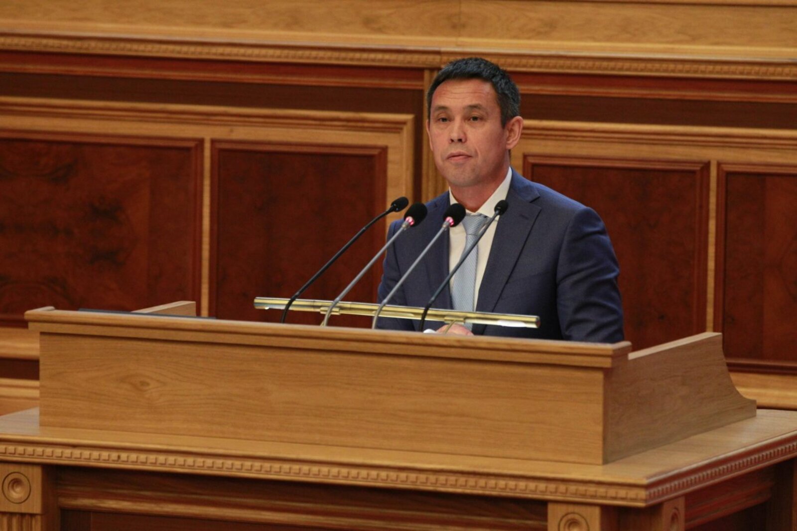 Олег Яровиков