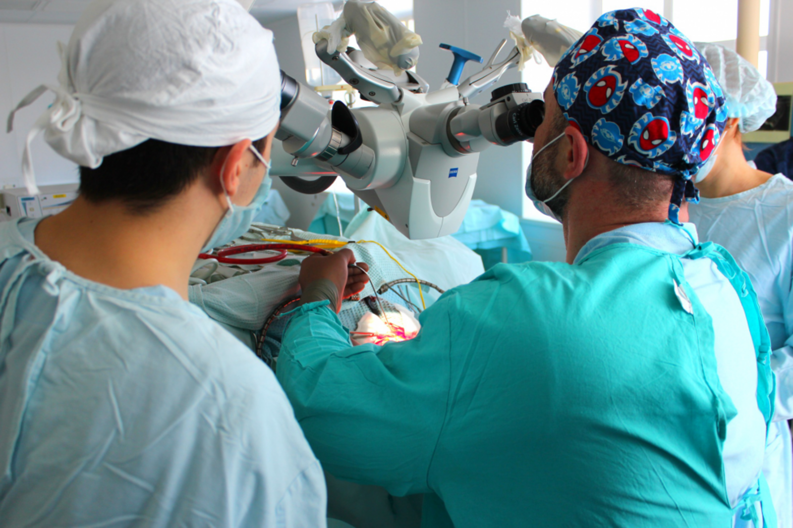 нейрохирургическая операция мозг. нейрохирургия гкб кирова астрахань. нейрохирургическая операция. нейрохирургия операции на мозг. операция на головном мозге.