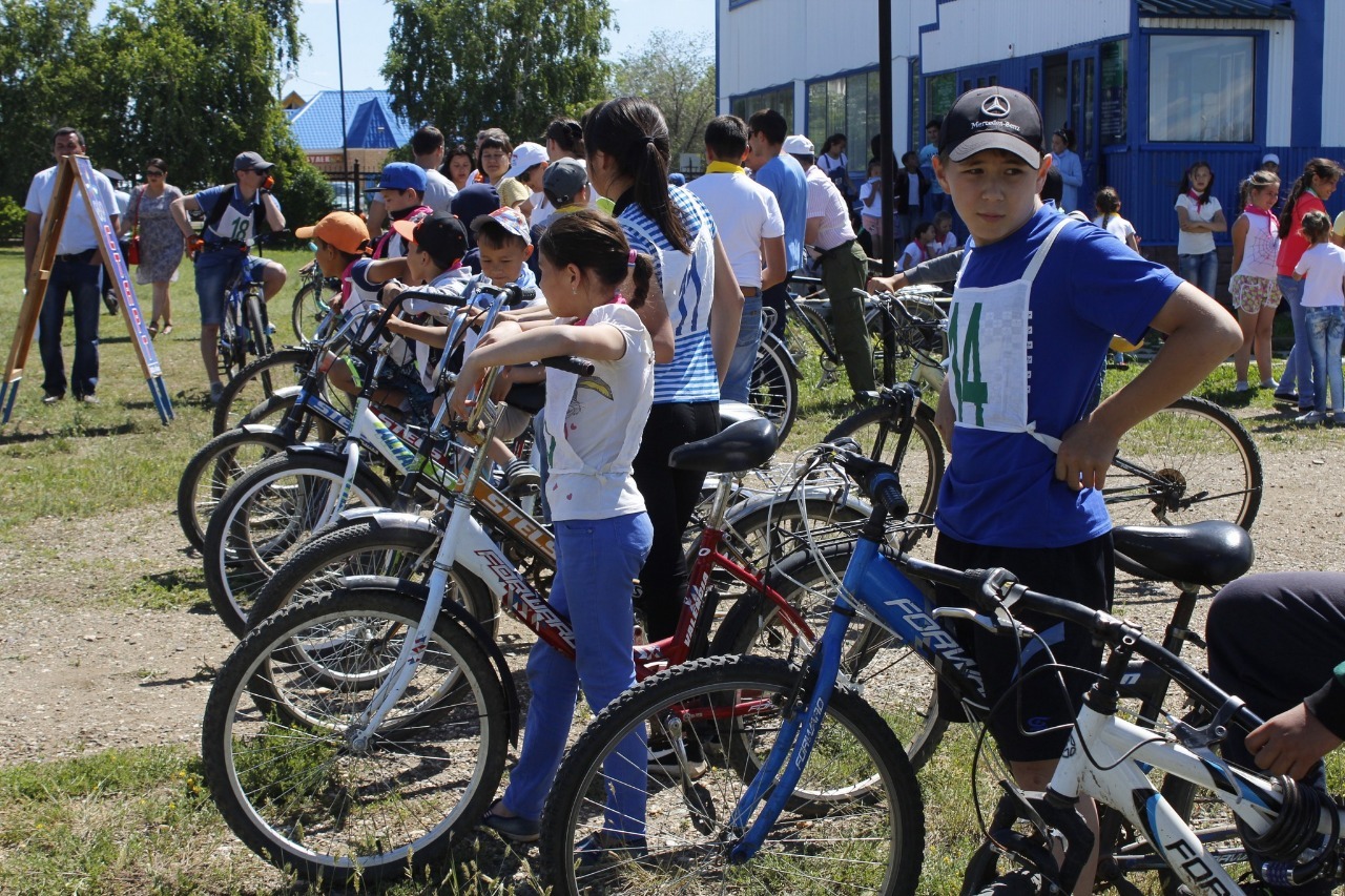 население акъяра