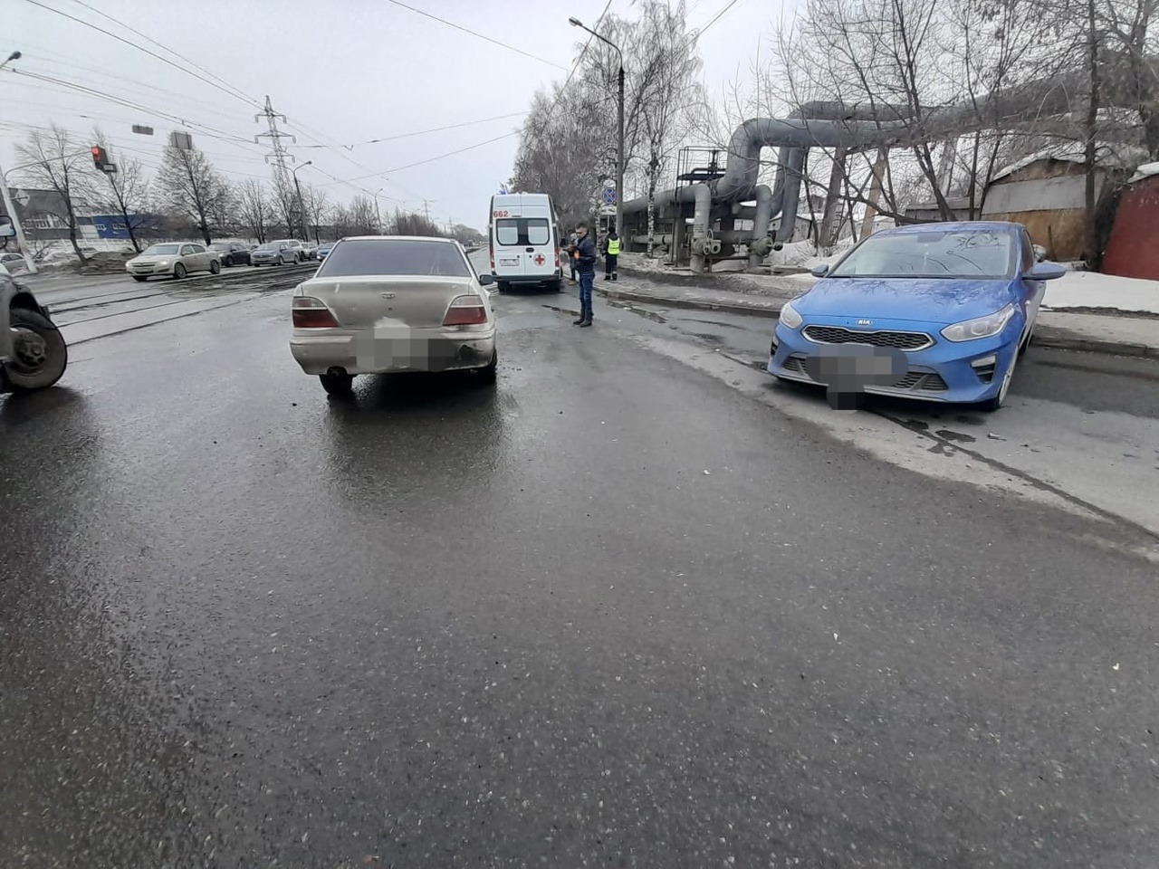 Авария в уфе вчера. ДТП В Уфе за последние сутки. На улице Королева в Уфе авария. ДТП Уфа Лесотехникума.