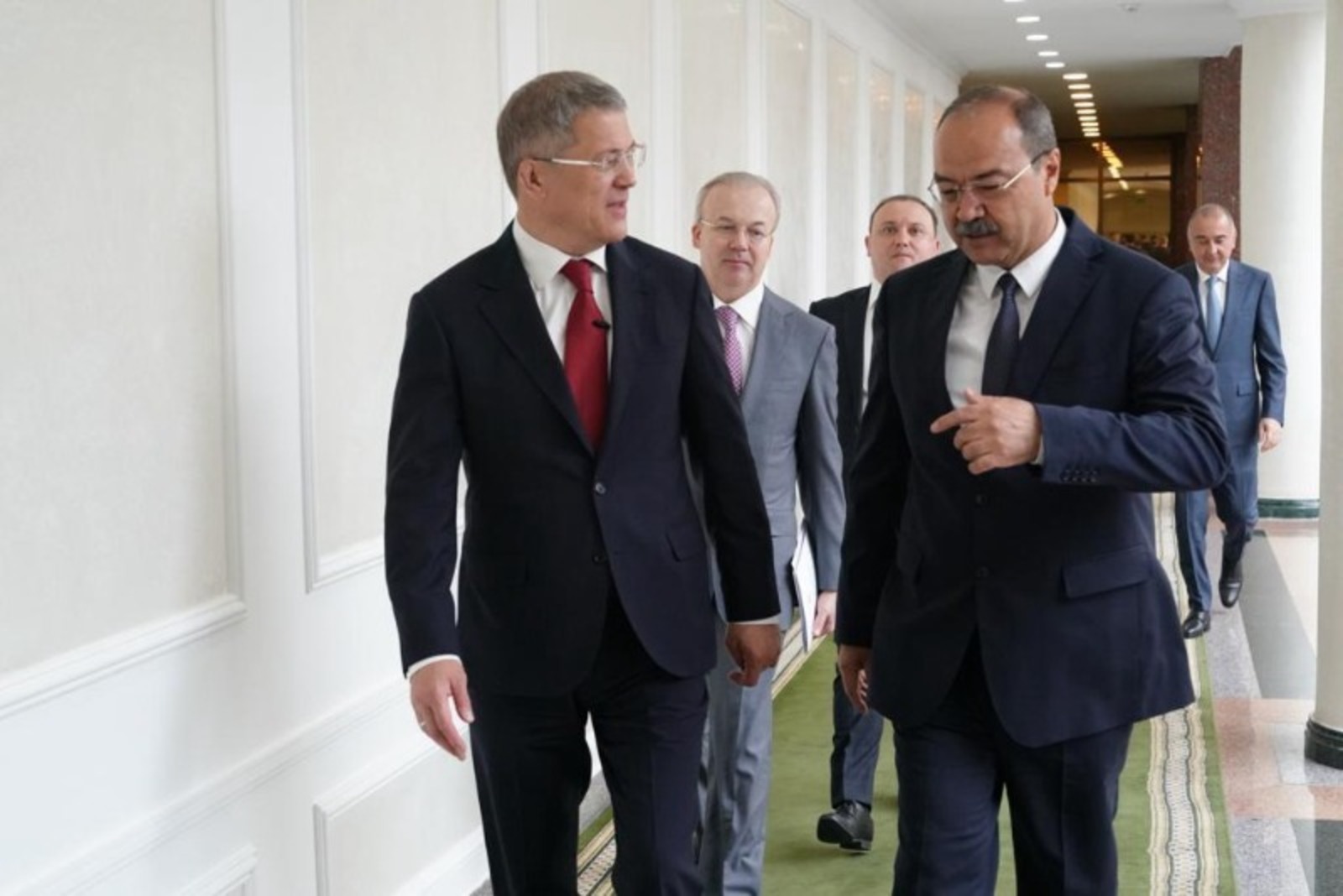 Глава Башкортостана встретился с премьер-министром Узбекистана