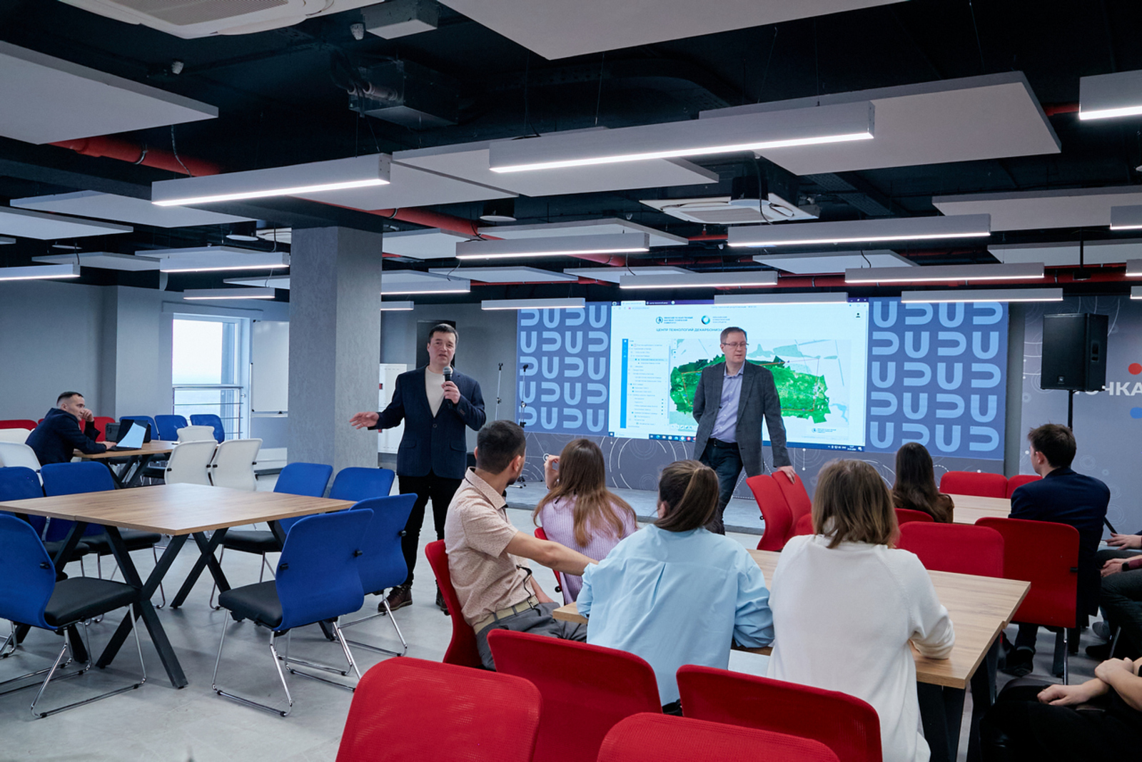 Карта алга. Остаток на транспортной карте. Бухгалтерский баланс ооо эльдорадо 2014 2015. Zoon уфа. Номер карты алга.