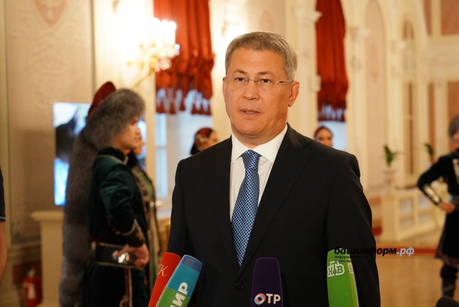 Олег Яровиков