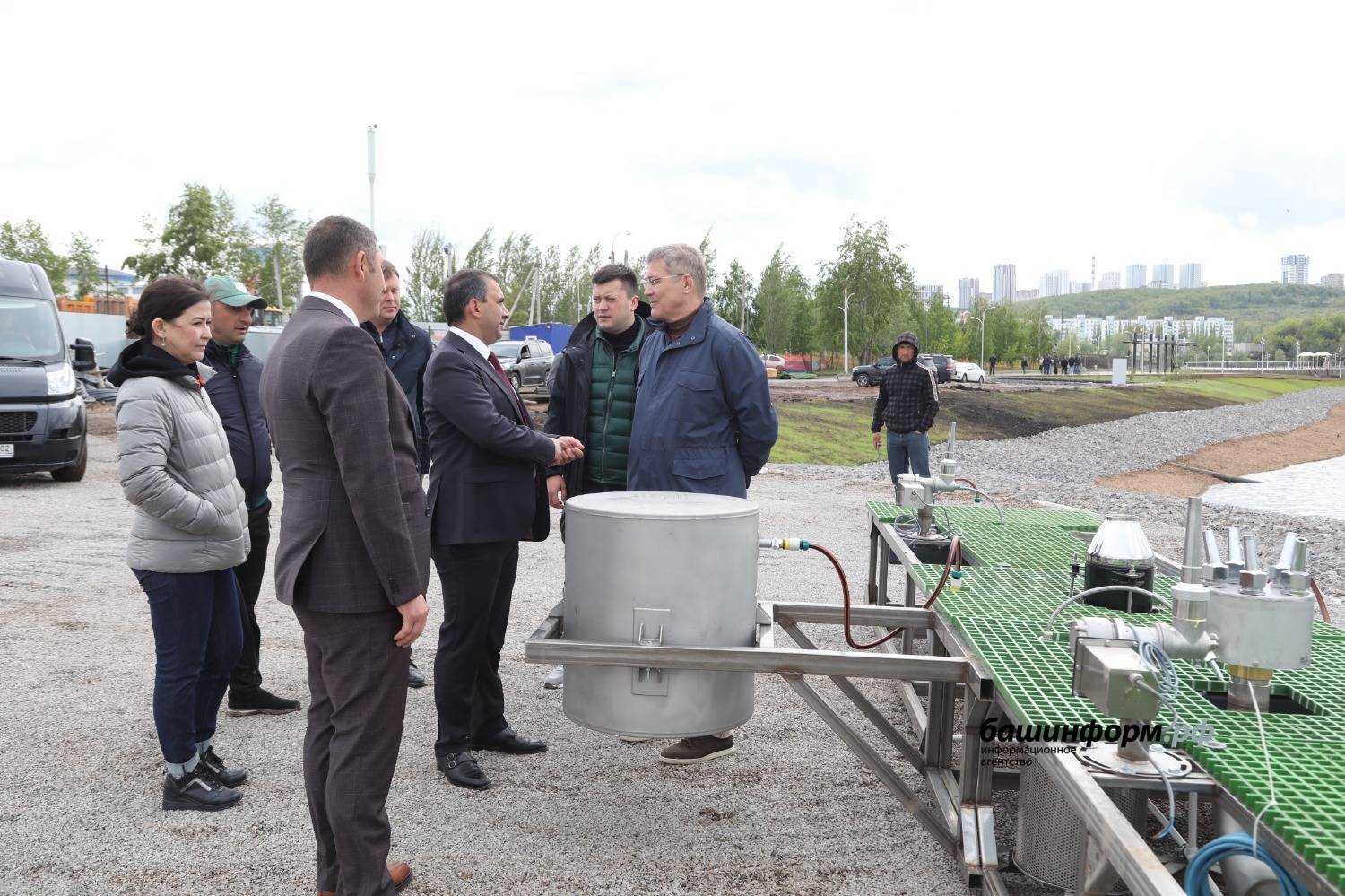 Какие новости в городе. Парк Кашкадан Уфа 2022. Открытие парков. Хабиров посетил парк Химиков. Благоустройство парка Кашкадан.