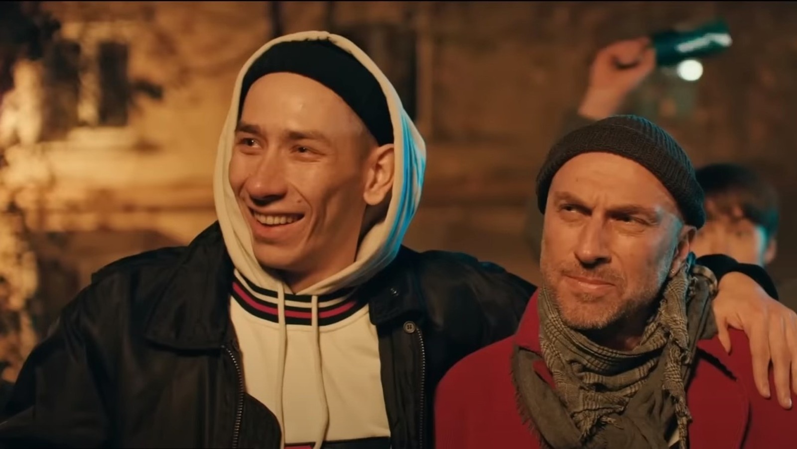 стоп-кадр из мини-сериала «Кино про бандитов»