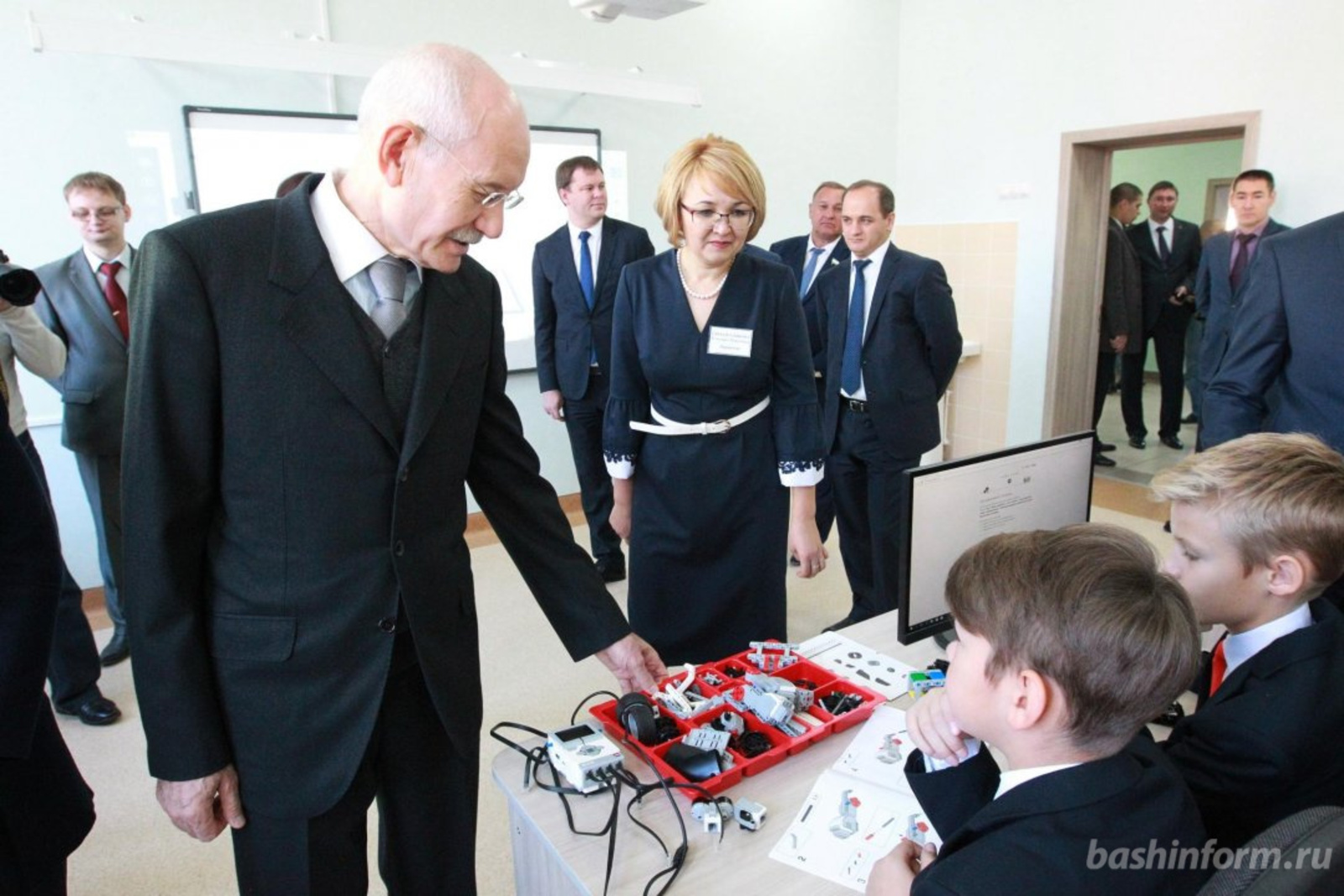 лицей 161. лицей 161. лицей 62 уфа. лицей 161 уфа дема. лицей 161 уфа.