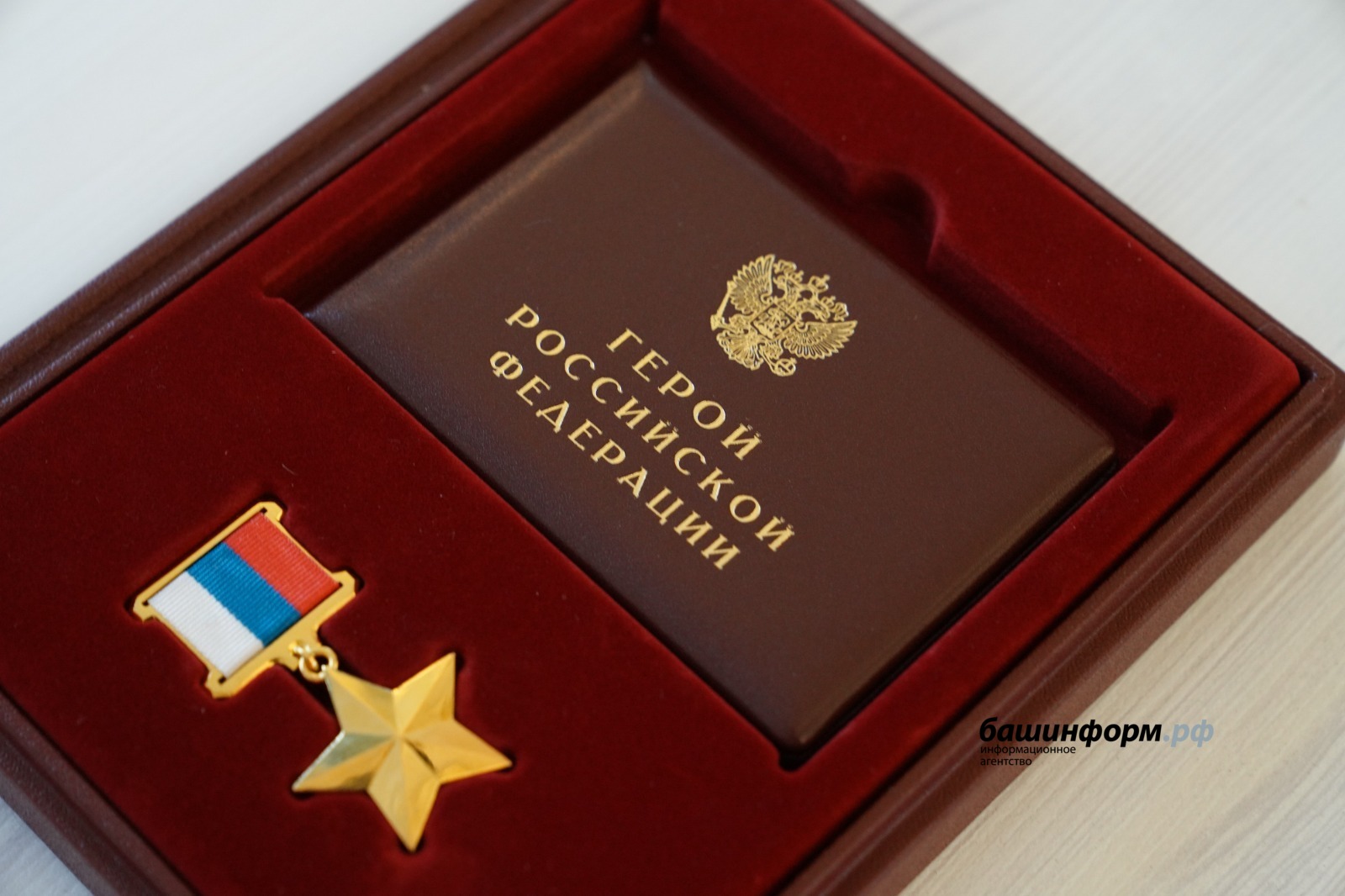 Олег Яровиков