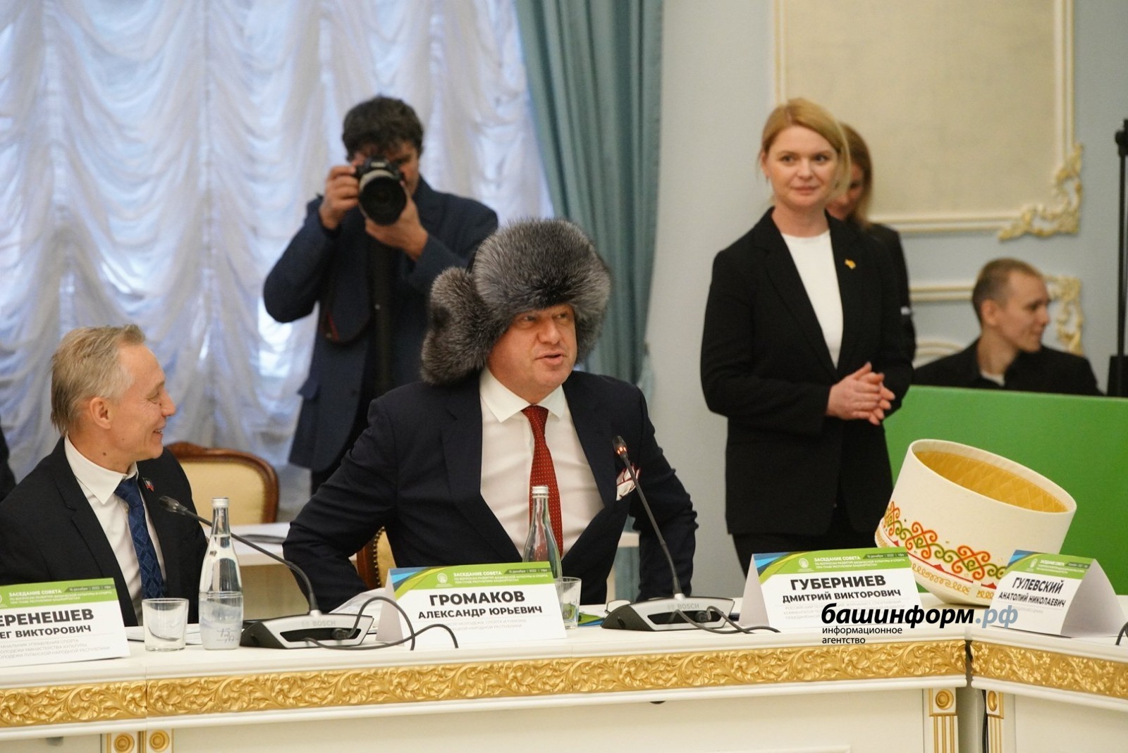 Олег Яровиков