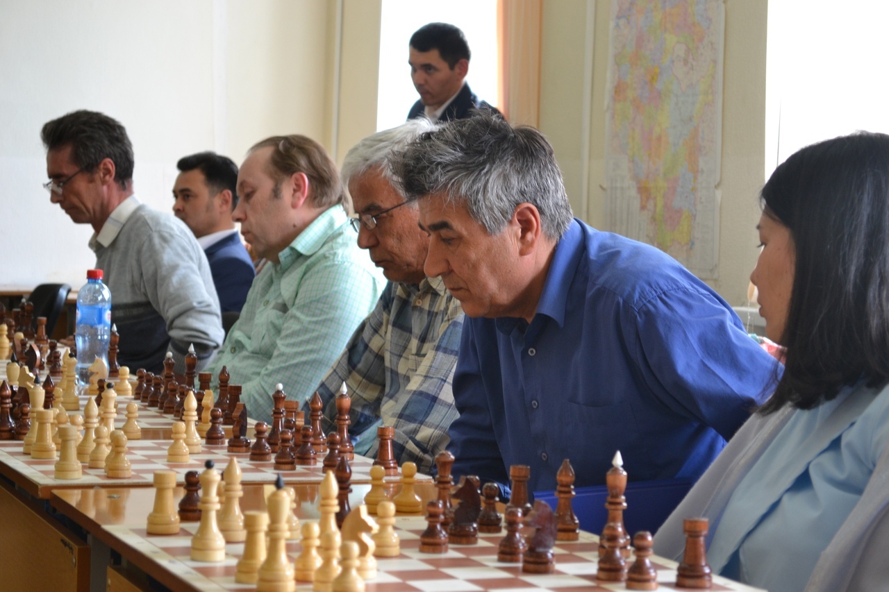 преподаватель шахмат вакансии. преподаватель шахмат вакансии. учитель по шахматам. виктор алексеевич шахматы ростов на дону. преподаватель шахмат вакансии.