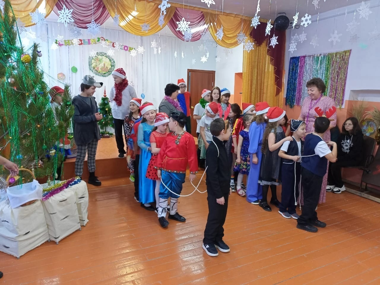 Герои сказок поле чудес