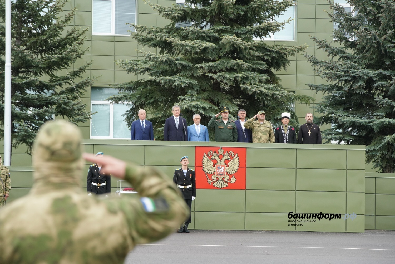 Олег Яровиков