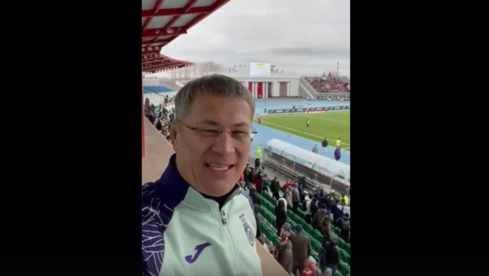 скриншот видео.
