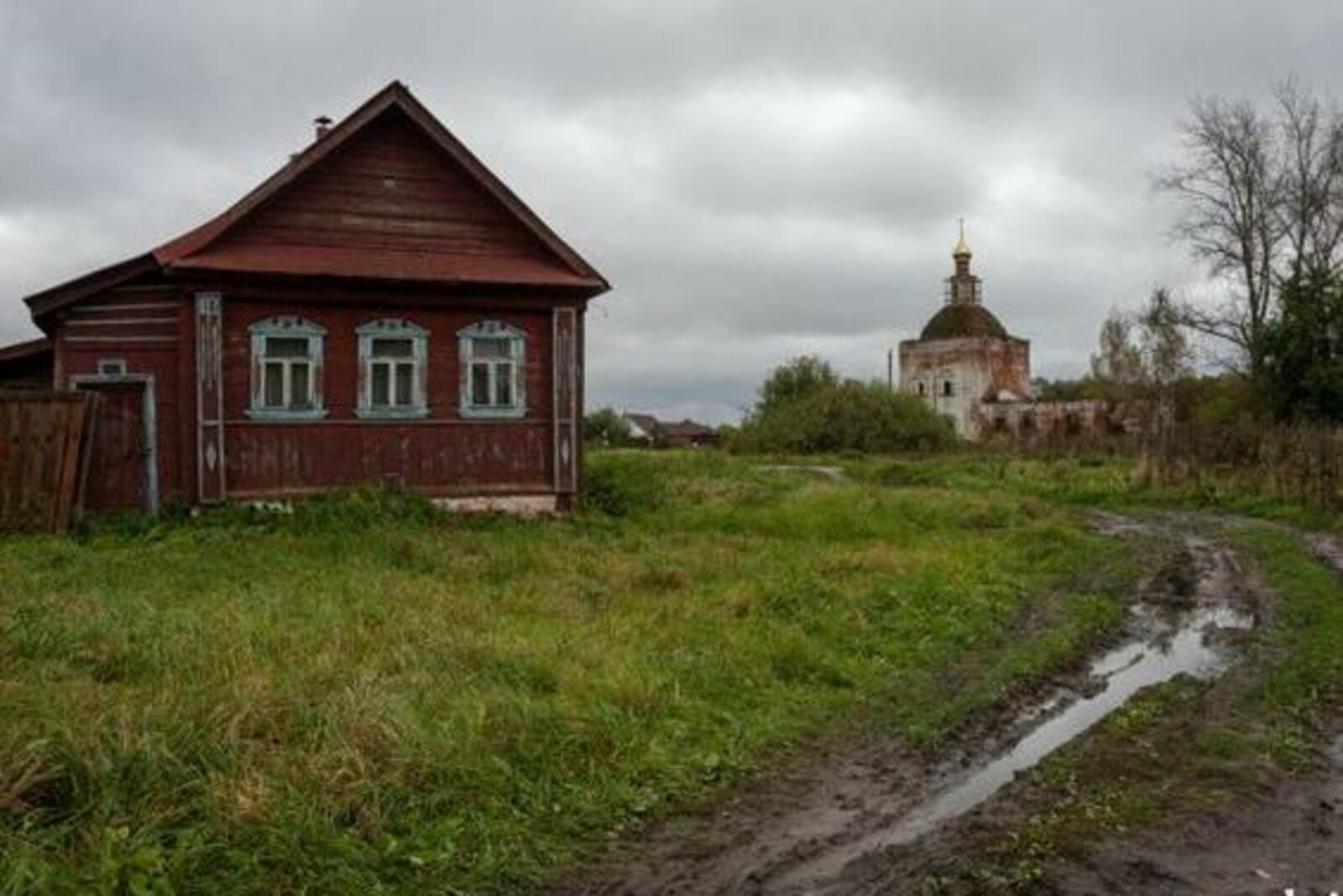 Русская живи село. Деревня Хриплы Тверская область. Деревни России. Деревня фото. Русская деревня.