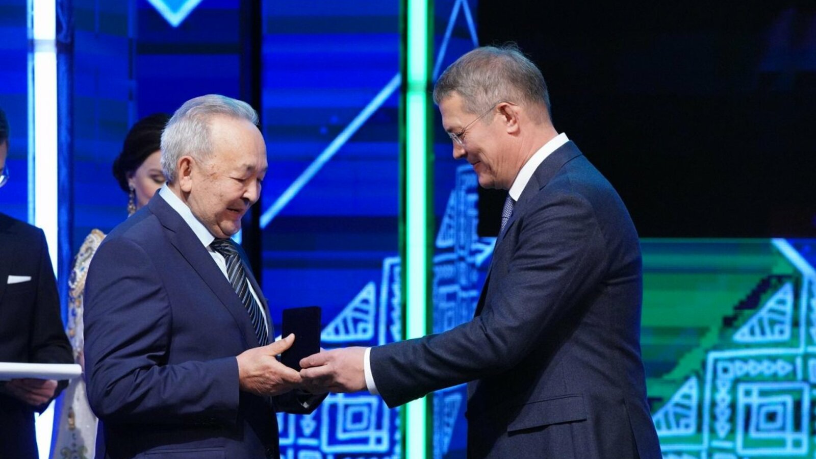 Олег Яровиков