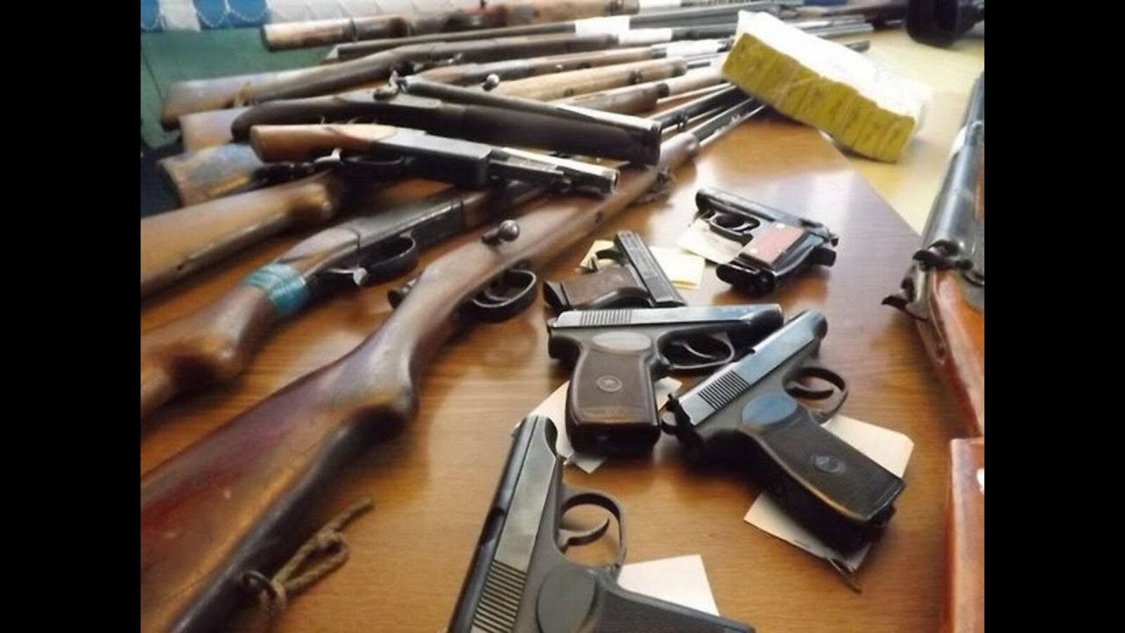 Как сдать незаконно хранящееся оружие?