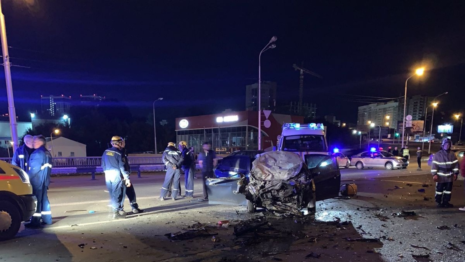 Авария в Уфе сегодня на проспекте Салавата Юлаева