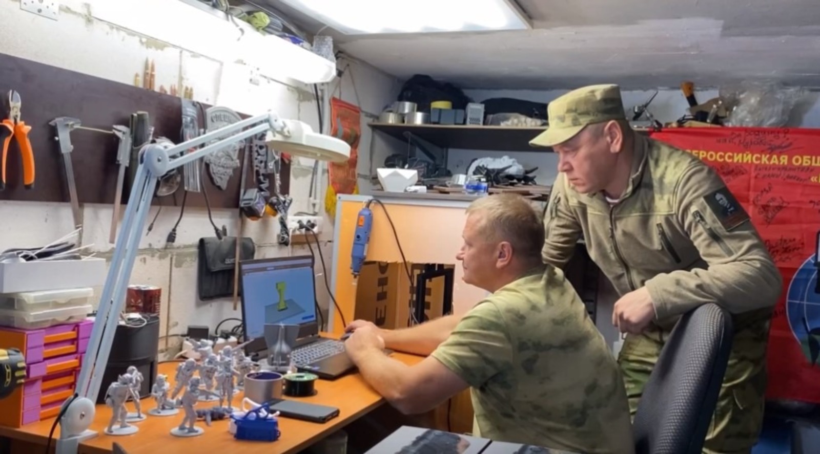 активисты и предприятия воткинска отправили автомобиль со специальным оборудованием в зону сво