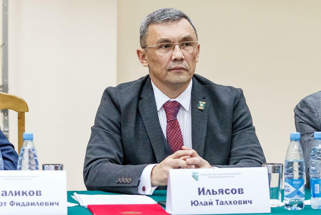 Илйасов Наил