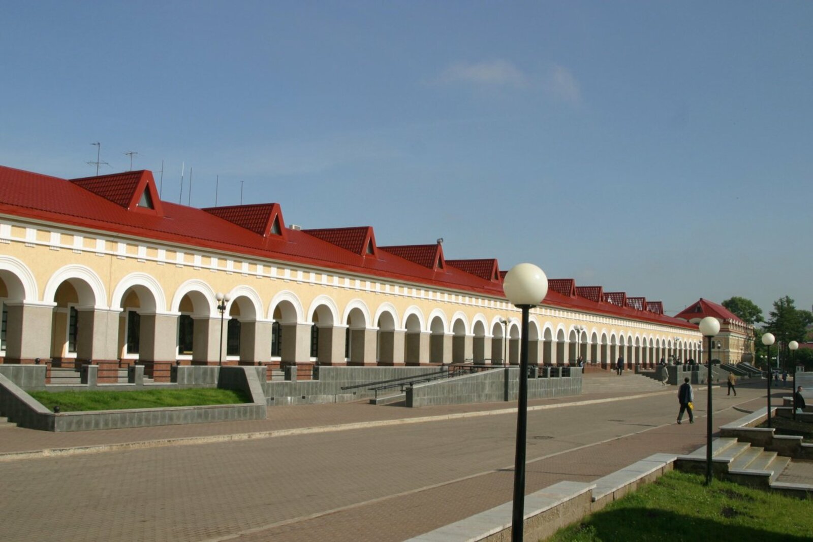 Олег Яровиков