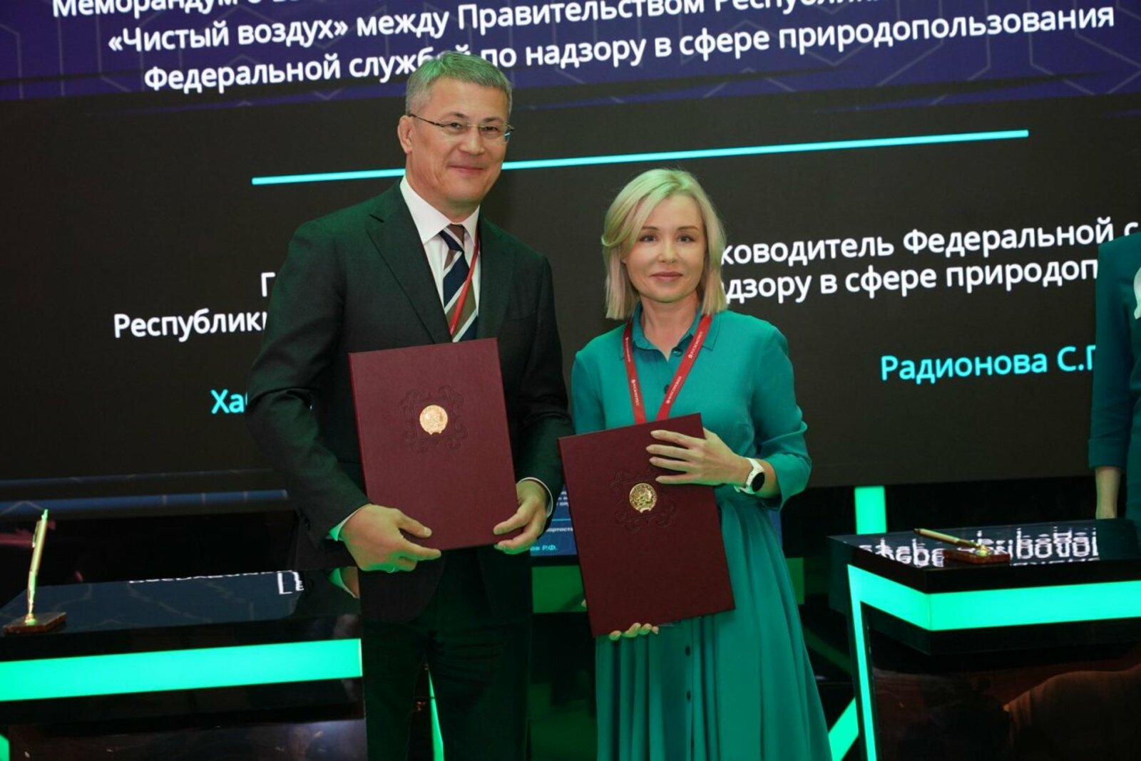 Олег Яровиков
