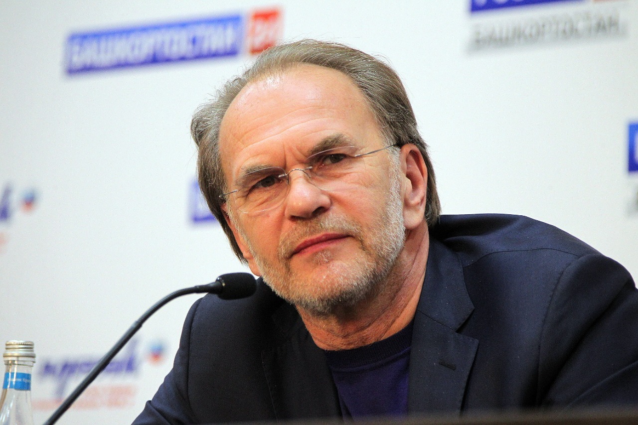 актер гуськов алексей фото