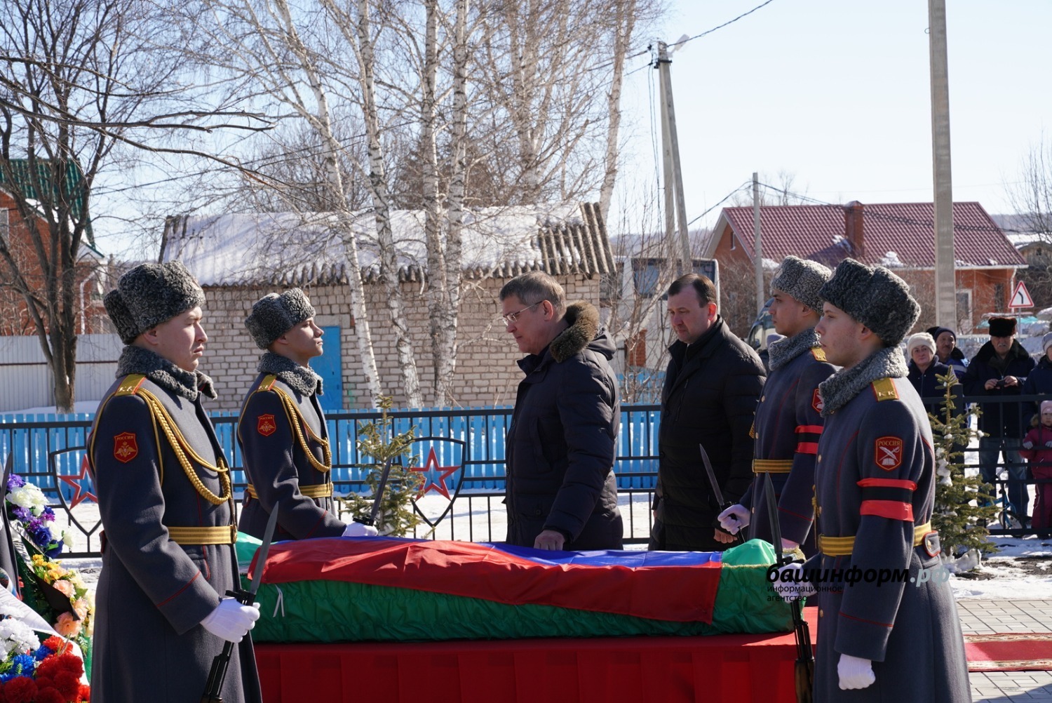 Олег Яровиков