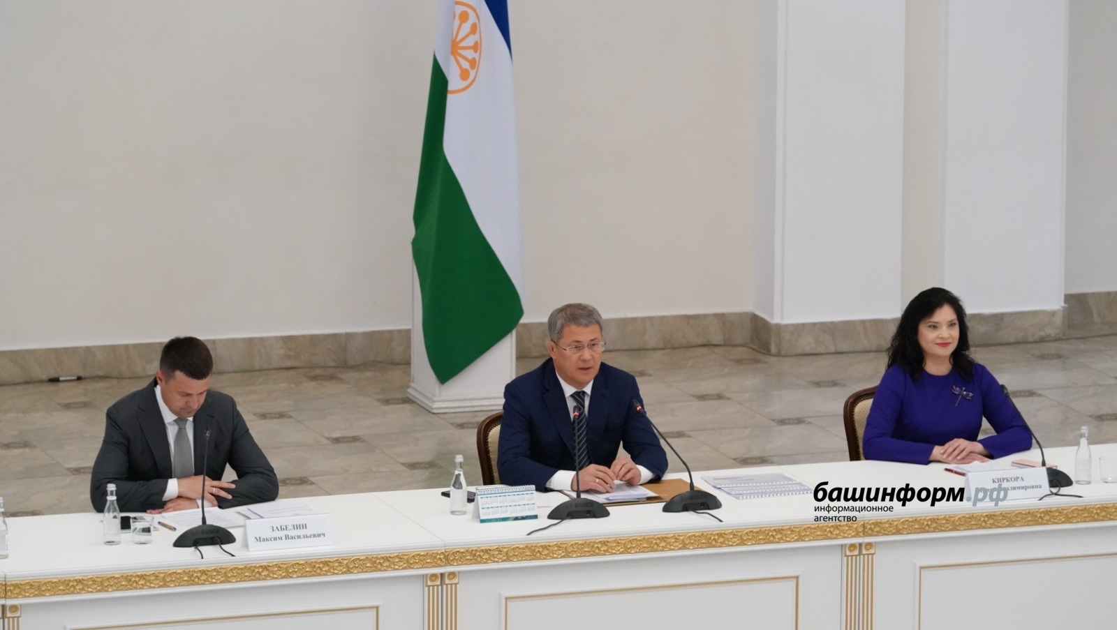 Олег Яровиков