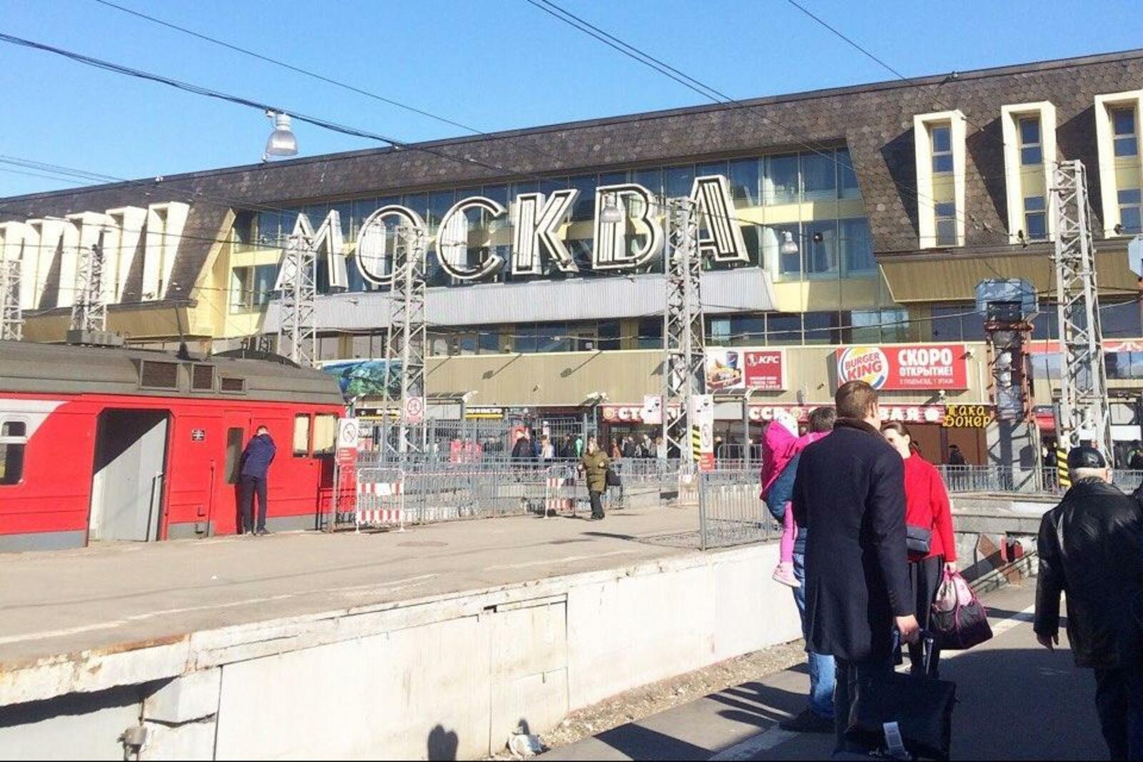 автор