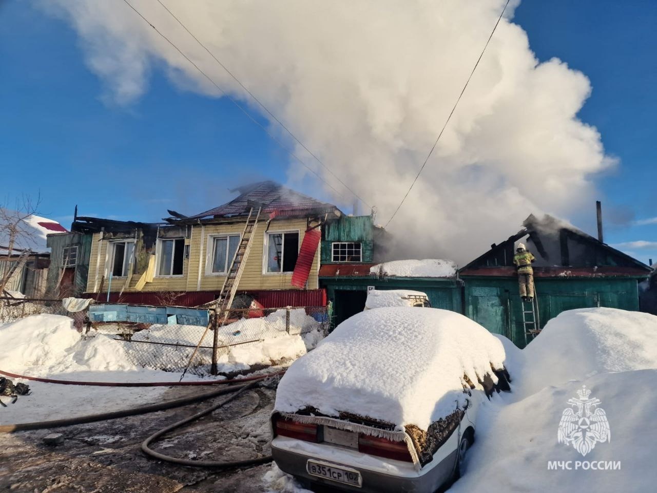 Пожарная белорецк. Пожар на заводе. Пожарная белорецк. 10. Пожарные башкирии.
