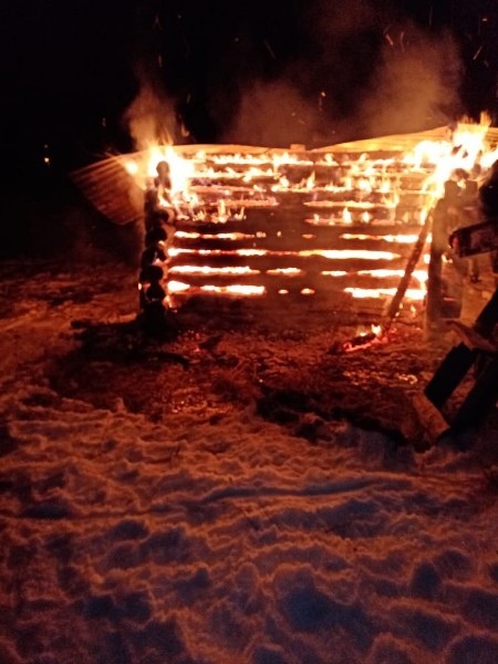 Районыбыҙҙың бер ауылында 51 йәшлек ир өйөндә янып үлгән