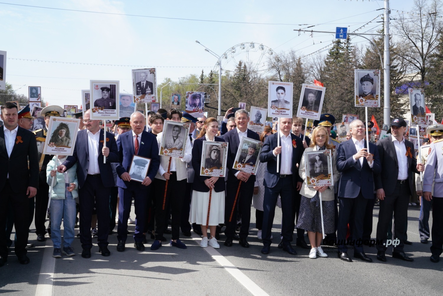 в бессмертном полку участвовали в
