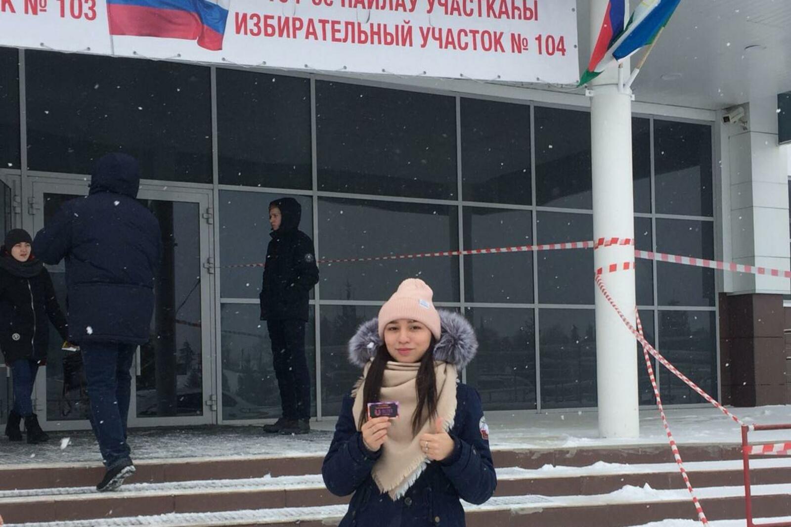 автор