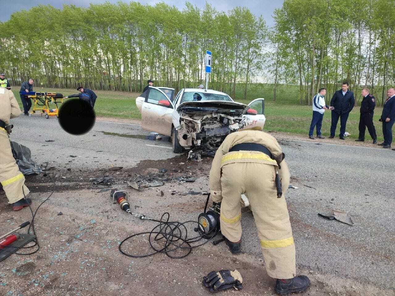 Страшная авария в Башкирии: два человека погибли, трое госпитализированы
