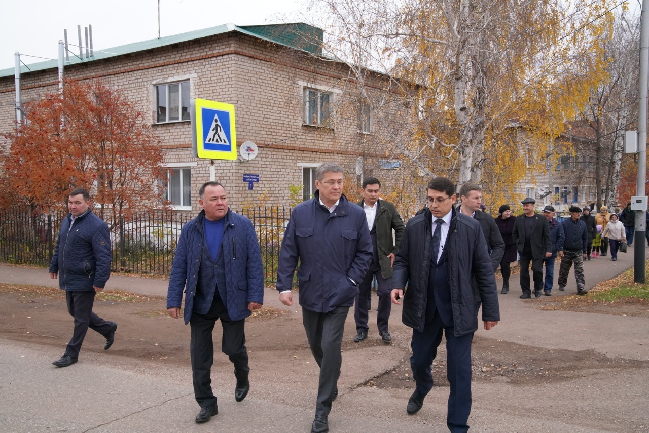 С стерлибашево республика башкортостан. Администрация стерлибашево. Администрация стерлибашевского района. Сайт отдела образования стерлибашевского района. Первомайский стерлибашевский район.