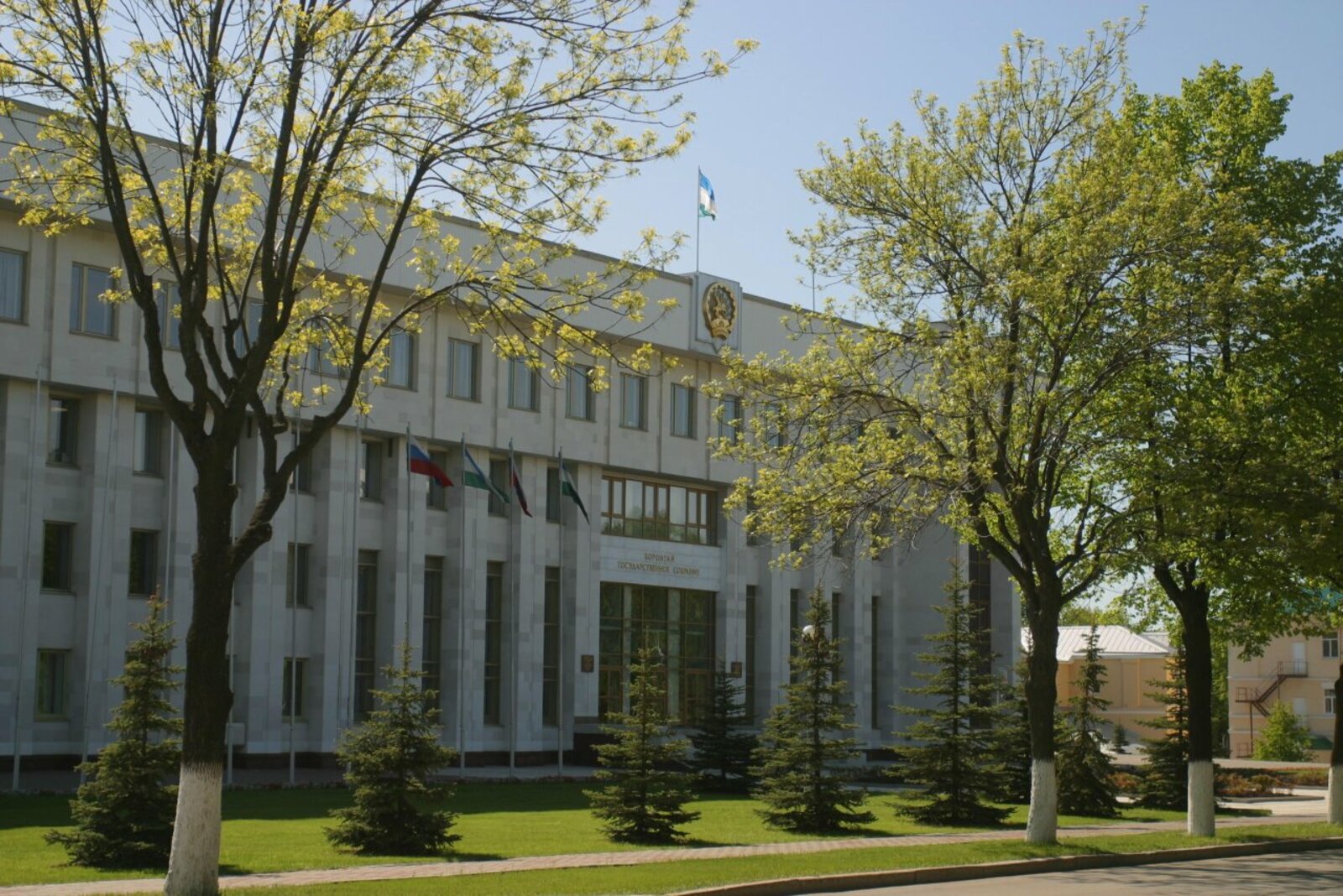 Олег Яровиков