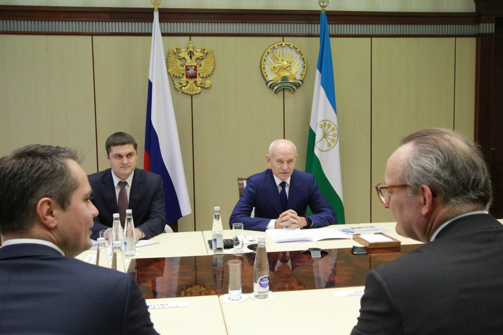 Олег Яровиков