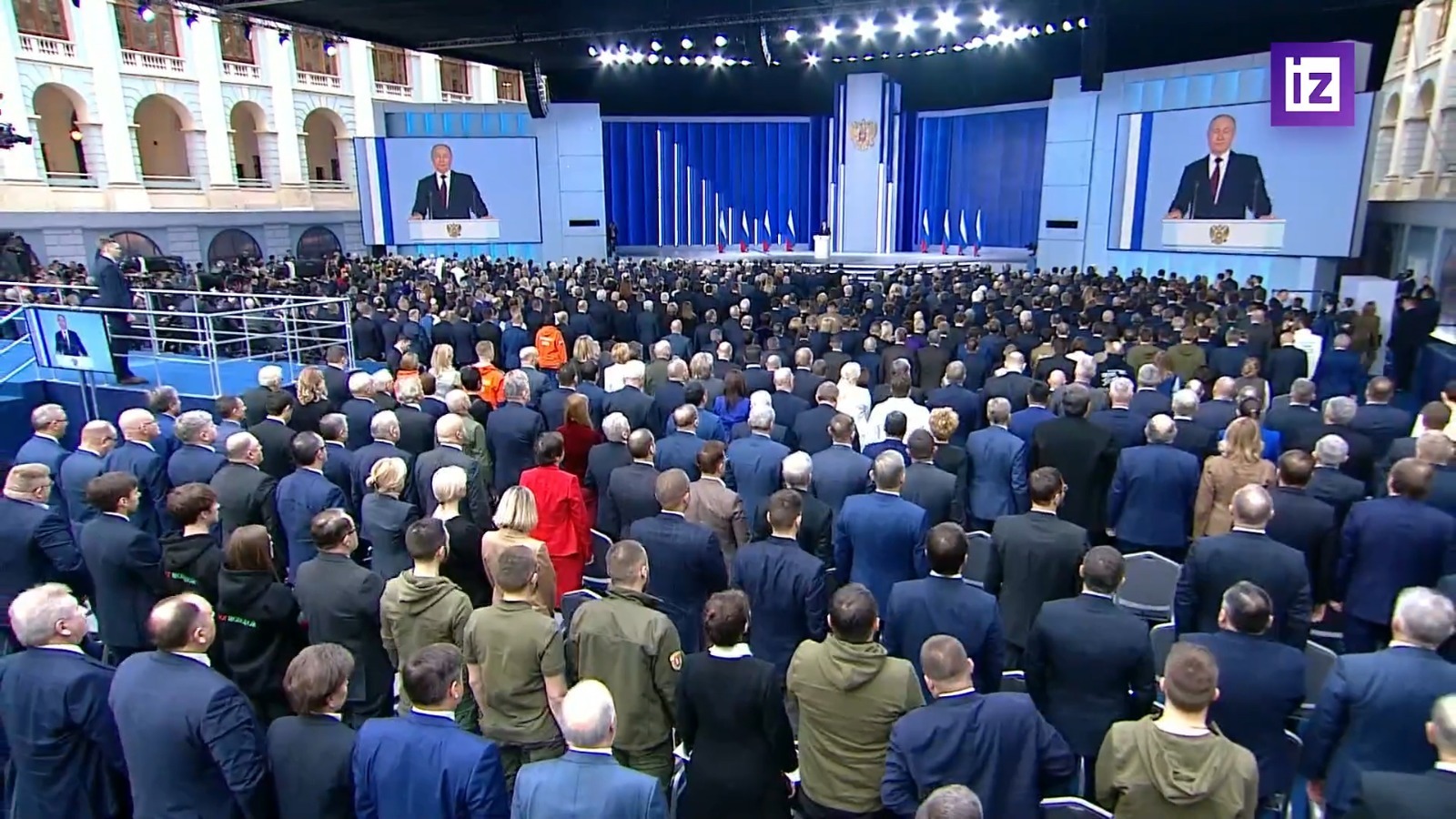 Во время послания Путина минутой молчания почтили память погибших участников СВО