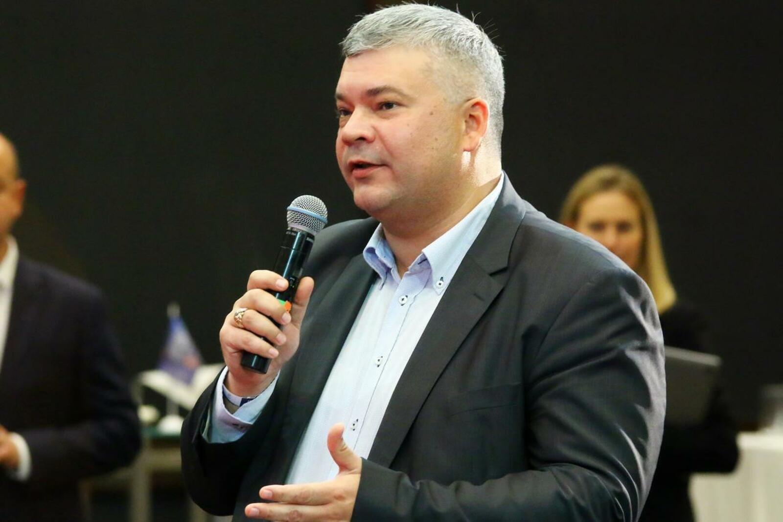 Валерий Шахов