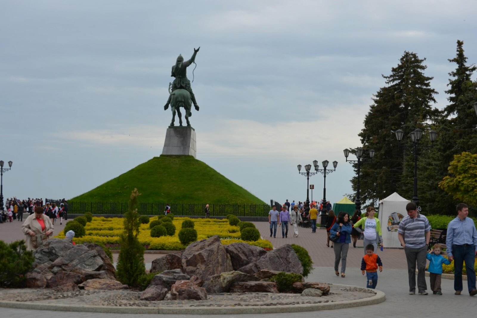 Олег Яровиков