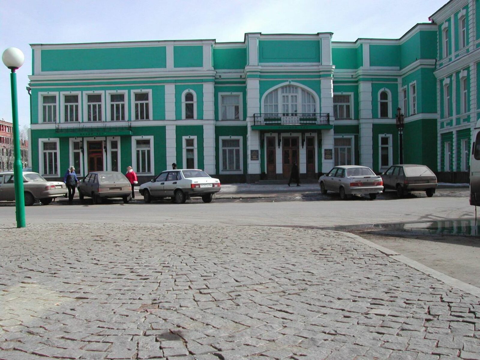 Олег Яровиков