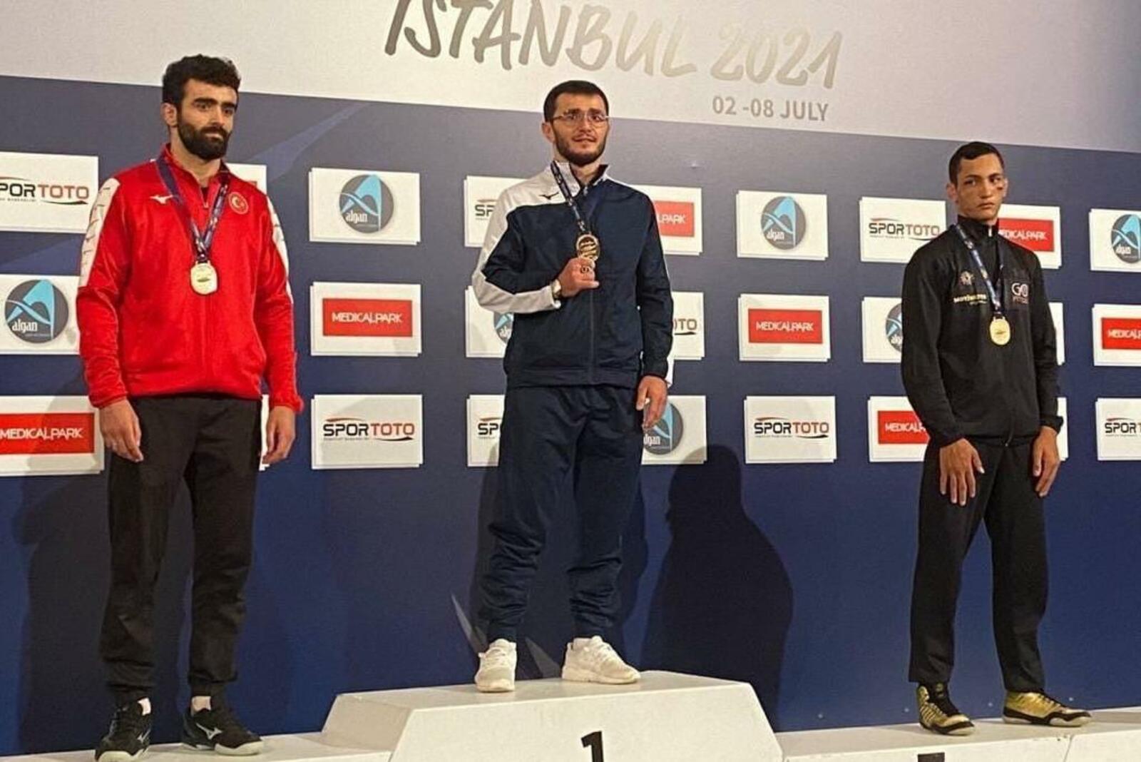 Насруллаев Мизроб