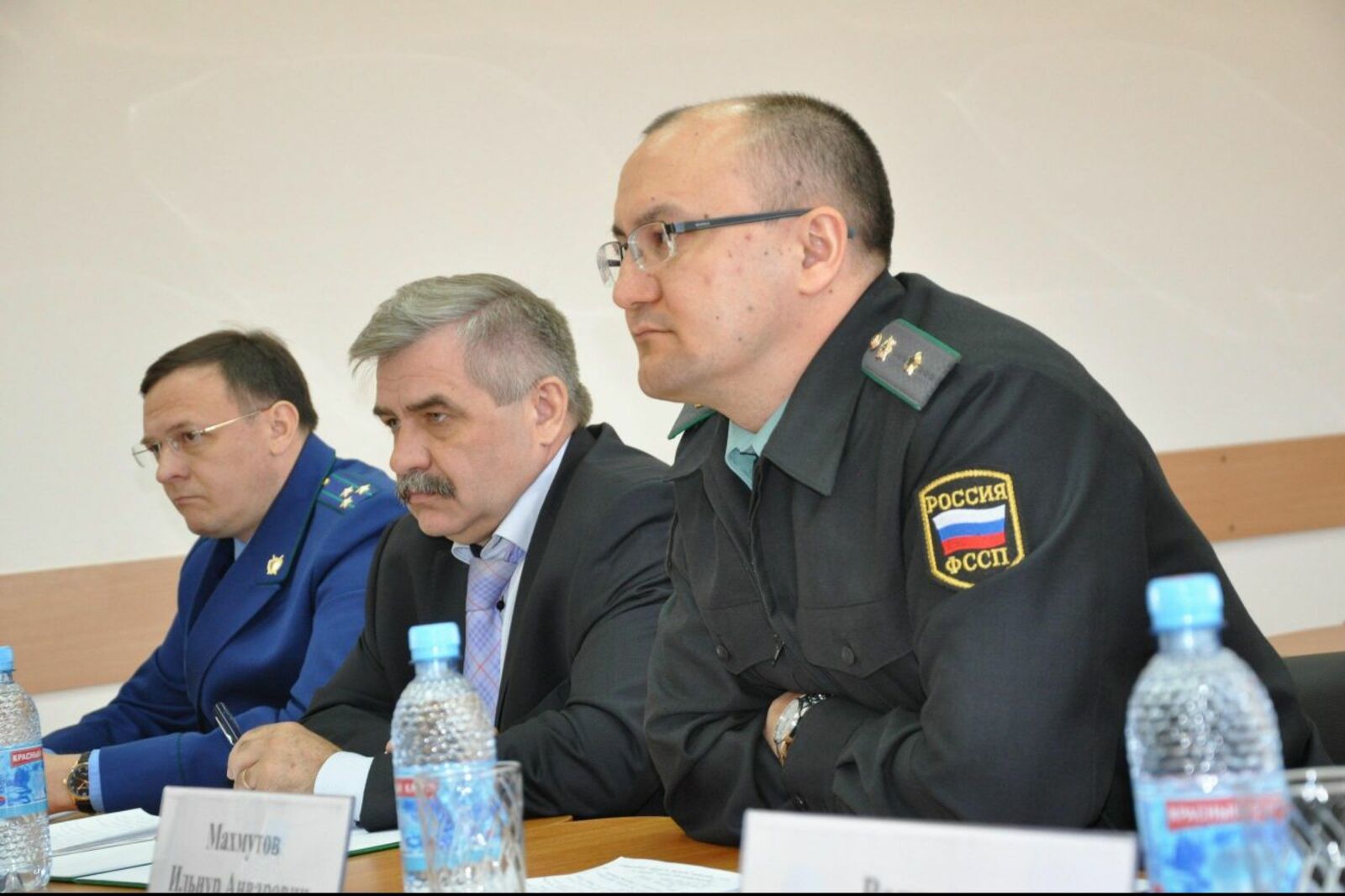 автор