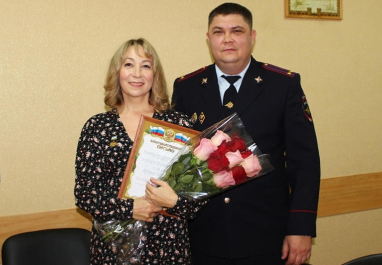 Мошенник үзенчә  алдаган,  әмма...