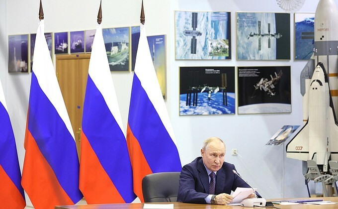 Верховный Главнокомандующий провёл тренировку стратегических сил сдерживания